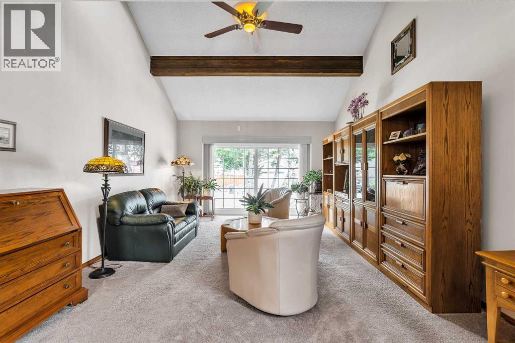 288 Deer Run Crescent SE - 9