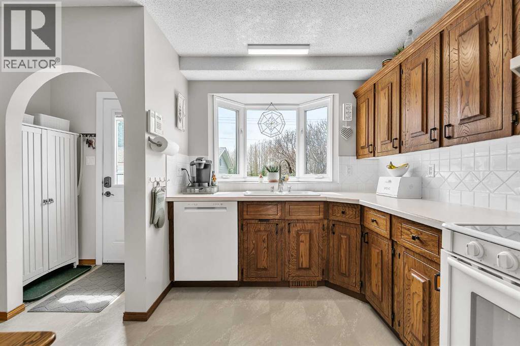 288 Deer Run Crescent SE - 17