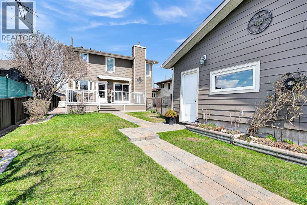 288 Deer Run Crescent SE - 38