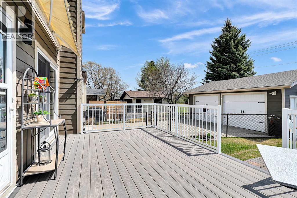 288 Deer Run Crescent SE - 42