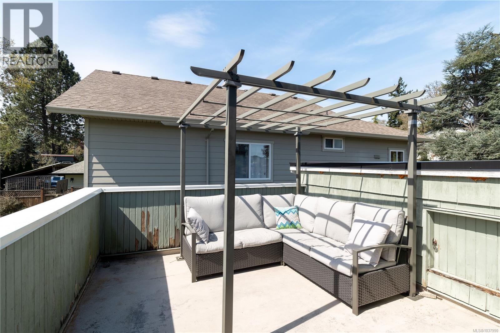 545 Tait St - 17