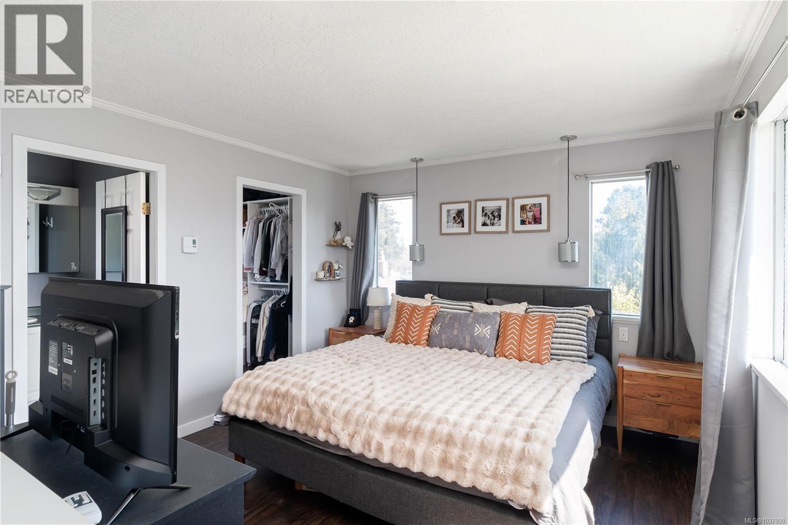 545 Tait St - 13