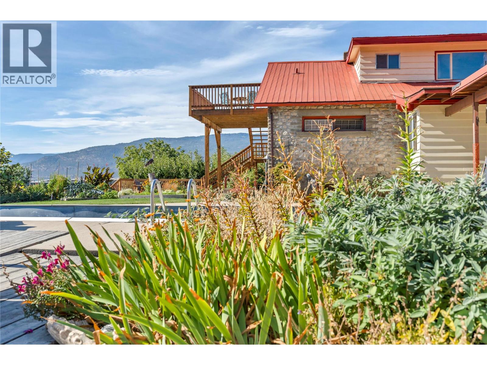 235 Middle Bench Road N, Penticton