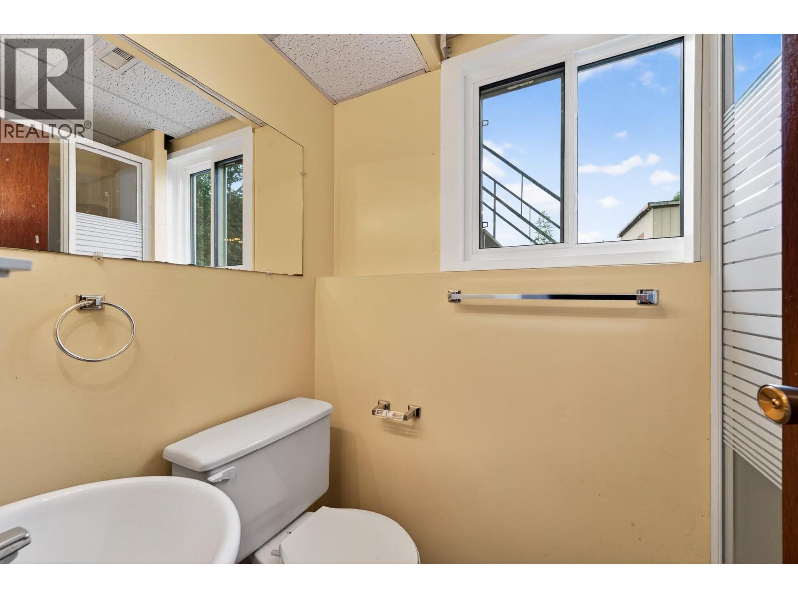 828 MCBRIDE Street - 19