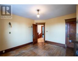 6 LeMarchant Road thumbnail 10