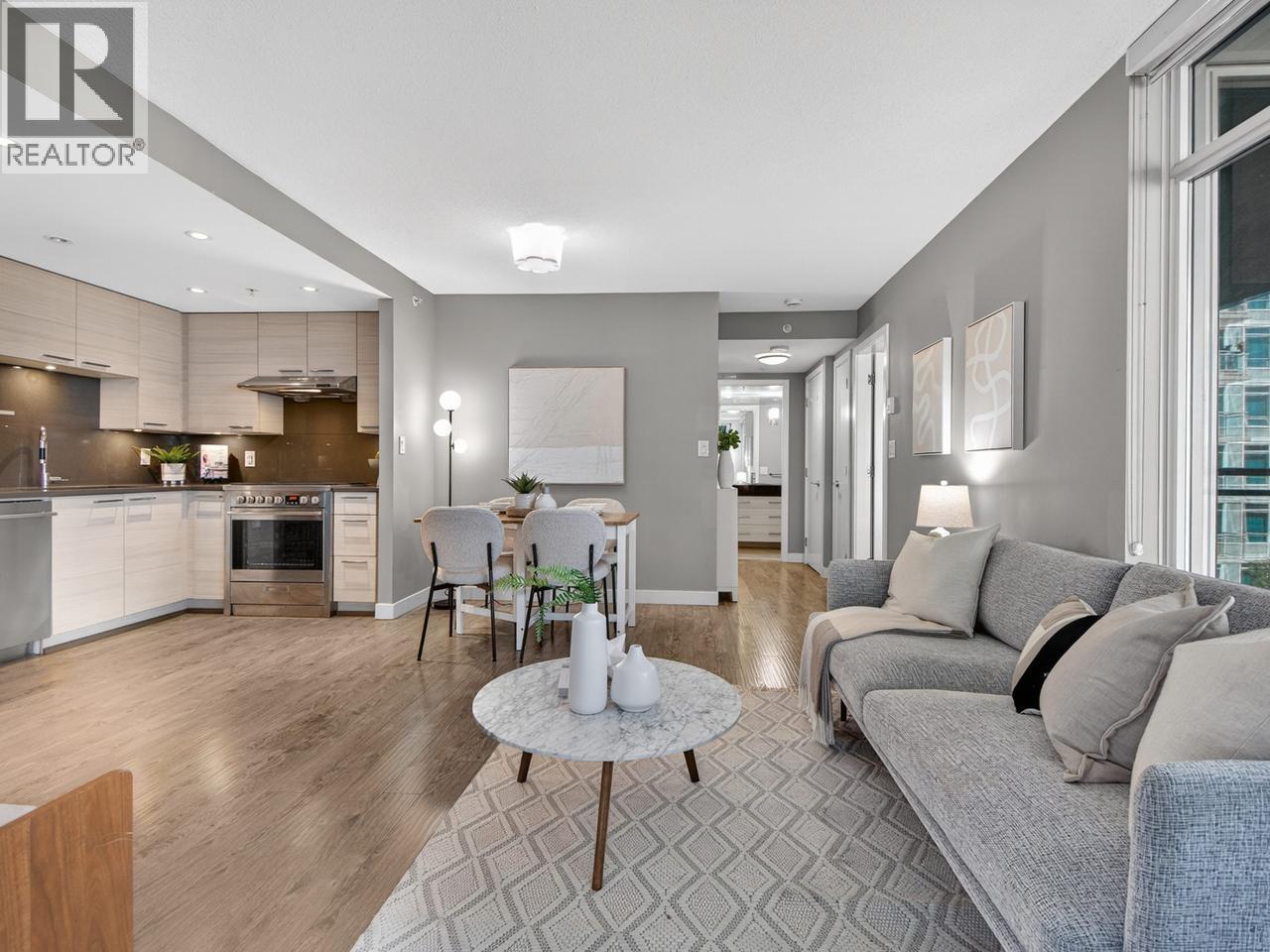 867 6288 NO.3 ROAD, Richmond