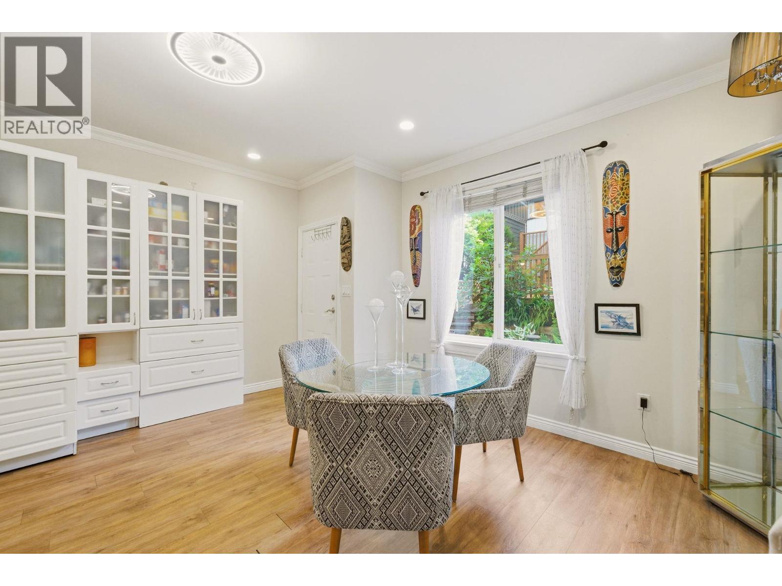 562 W KEITH ROAD — photo 3