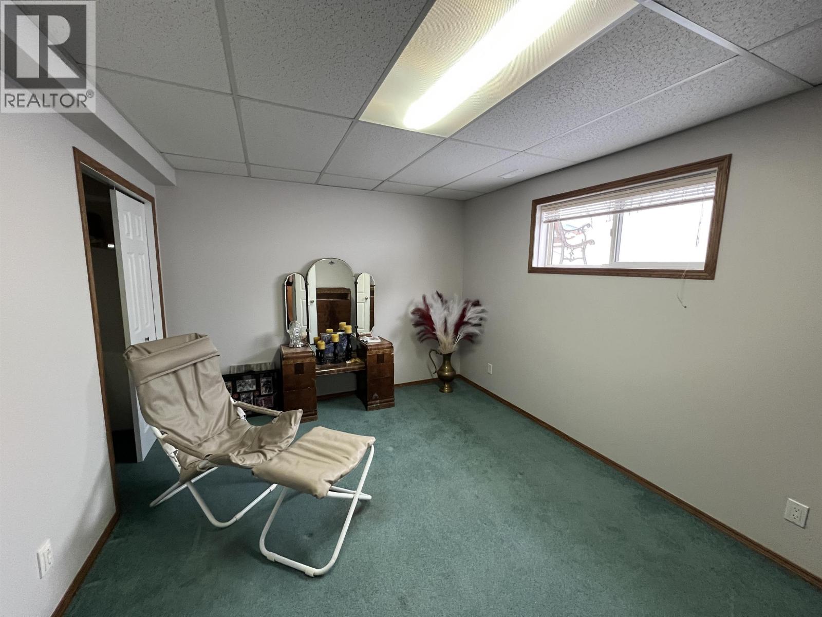 5323 MOUNTAINVIEW DRIVE - 27