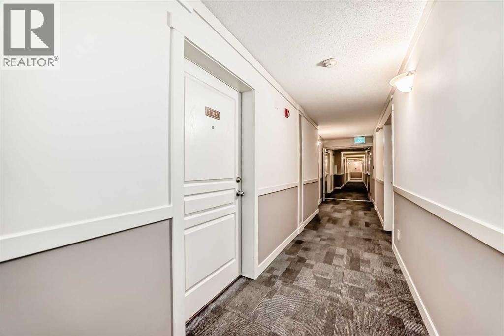 #2105 211 Aspen Stone Boulevard SW - 30