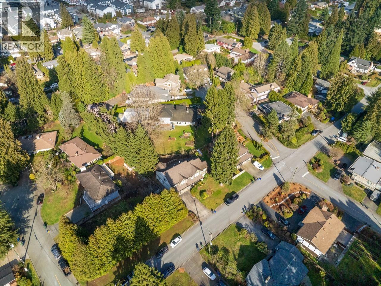 529 PERTH AVENUE, Coquitlam