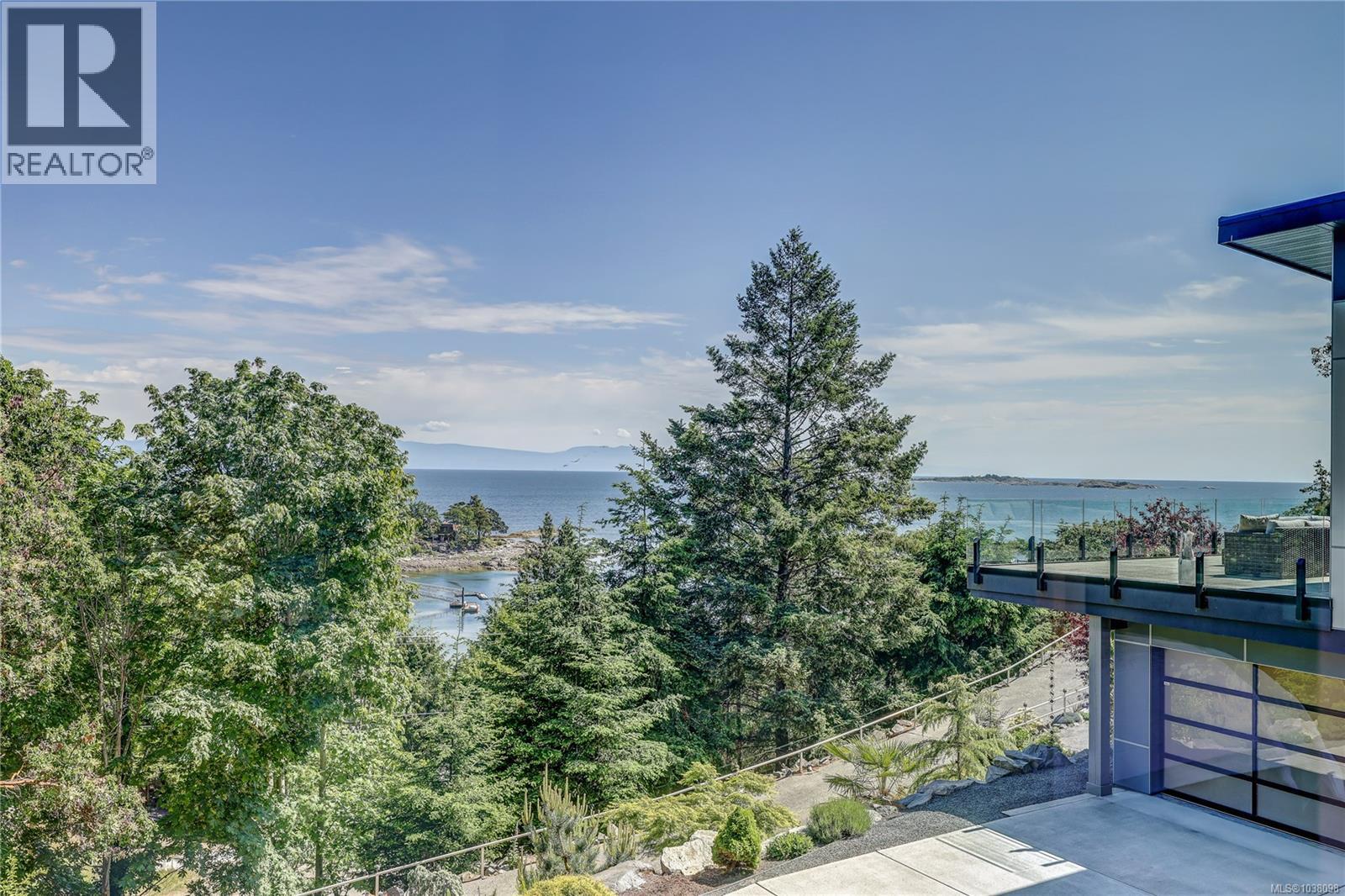 3450 Dolphin Dr - 48