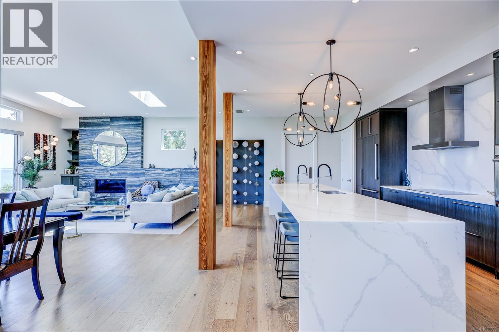 3450 Dolphin Dr - 14
