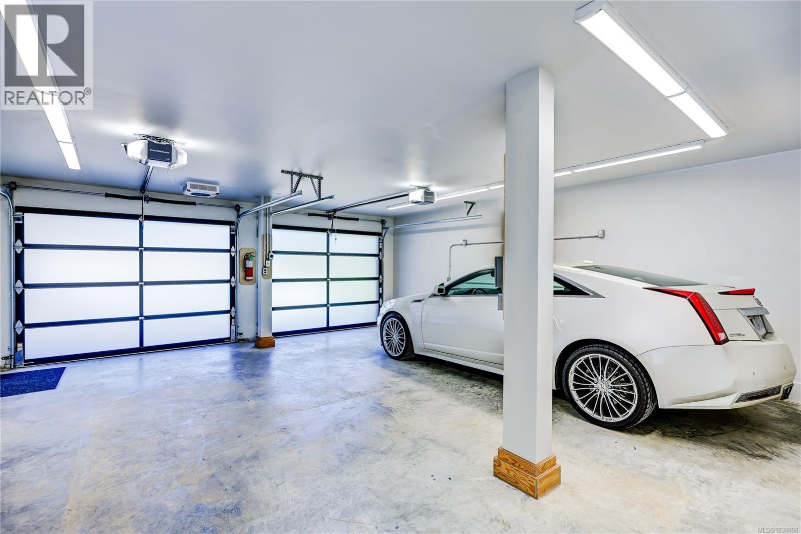 3450 Dolphin Dr - 75