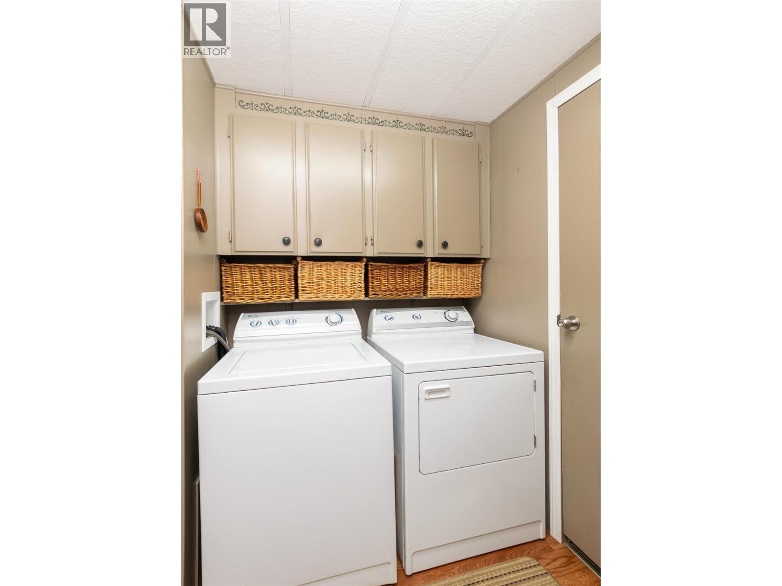 103 1361 30th Street Southeast, Salmon Arm