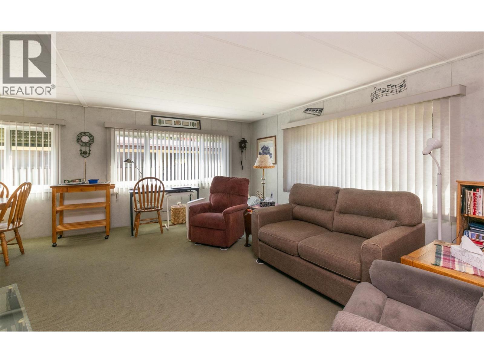 103 1361 30th Street Southeast, Salmon Arm