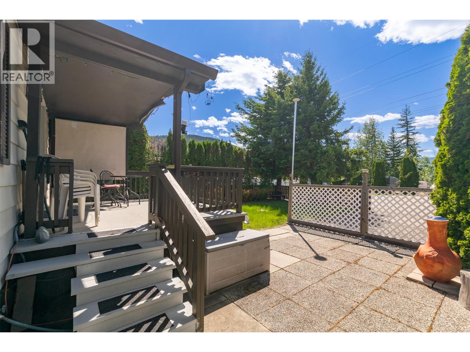 103 1361 30th Street Southeast, Salmon Arm