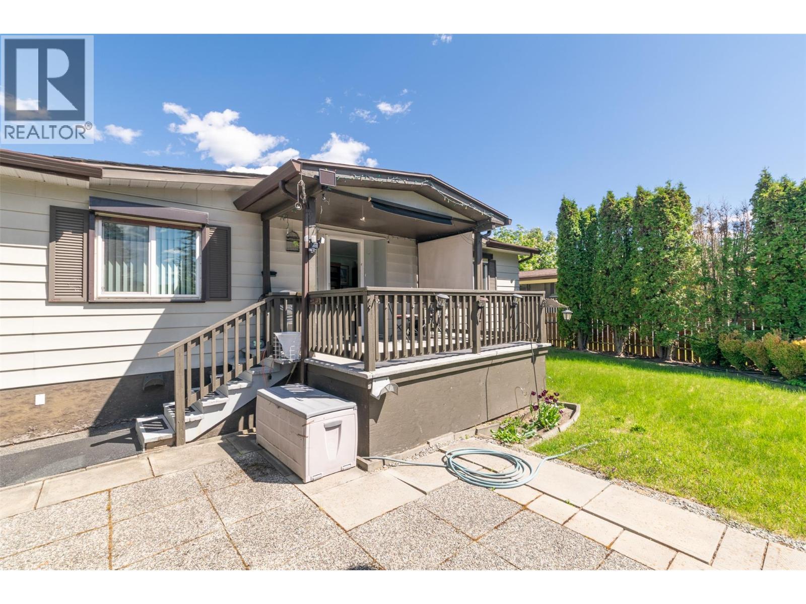 103 1361 30th Street Southeast, Salmon Arm