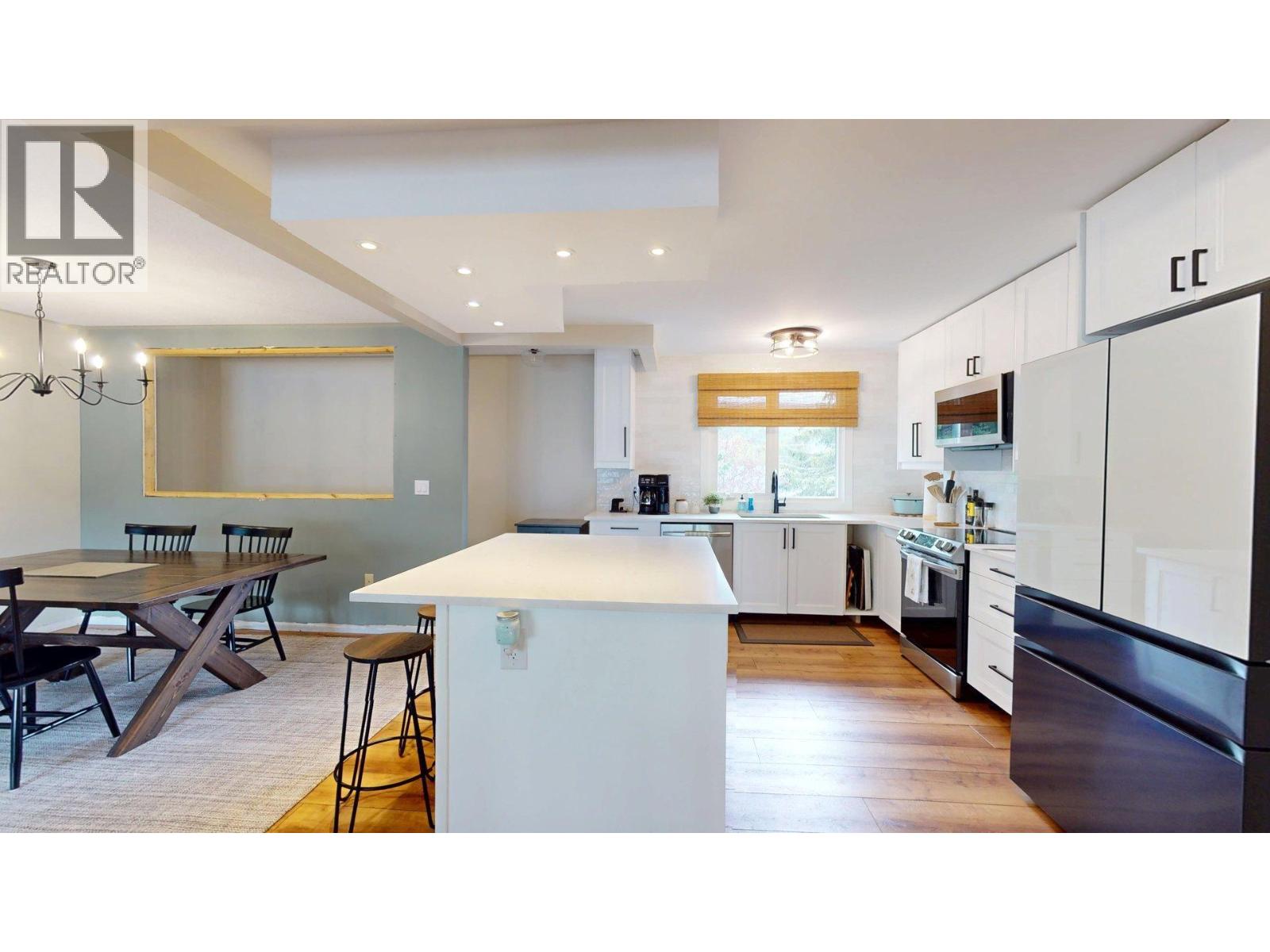 1162 NASHTON Crescent - Image 2