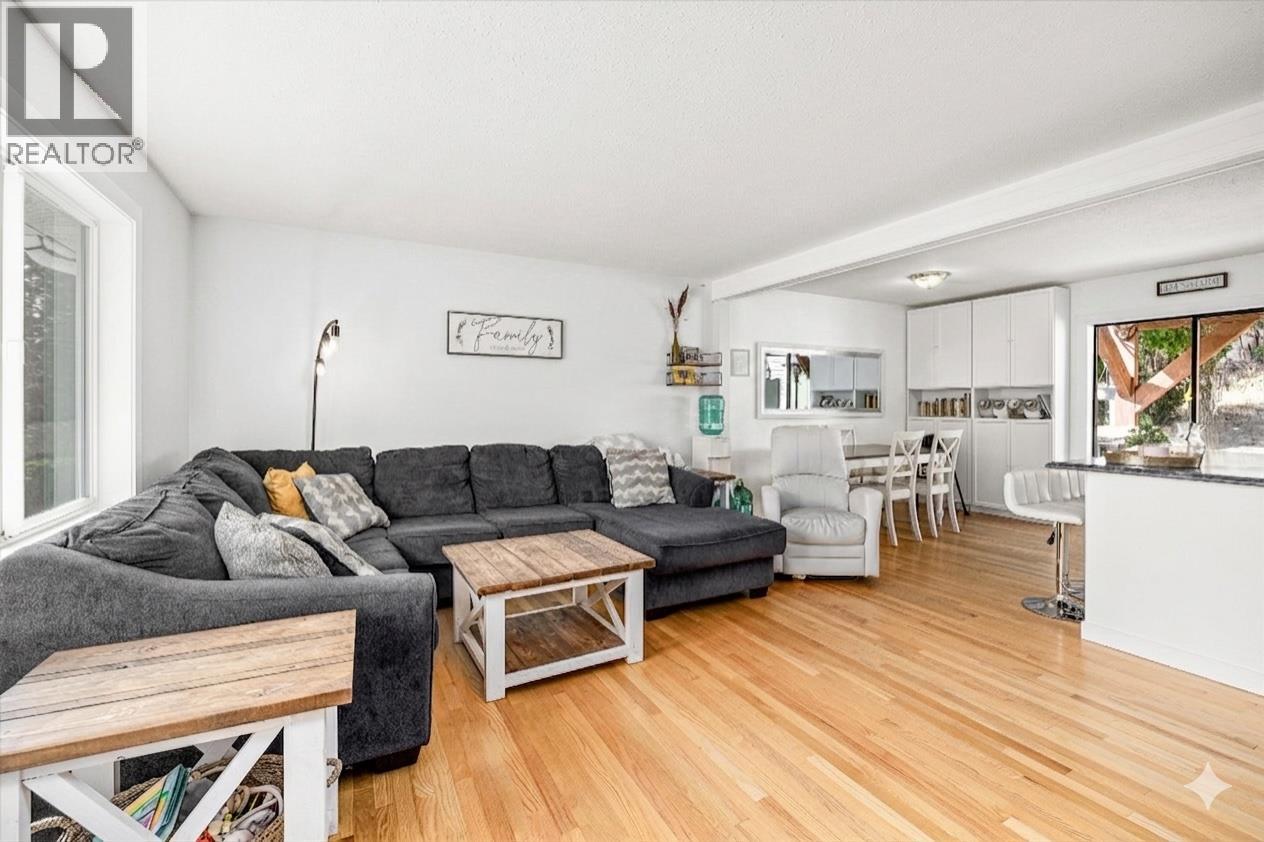 3530 Chives Place - 6