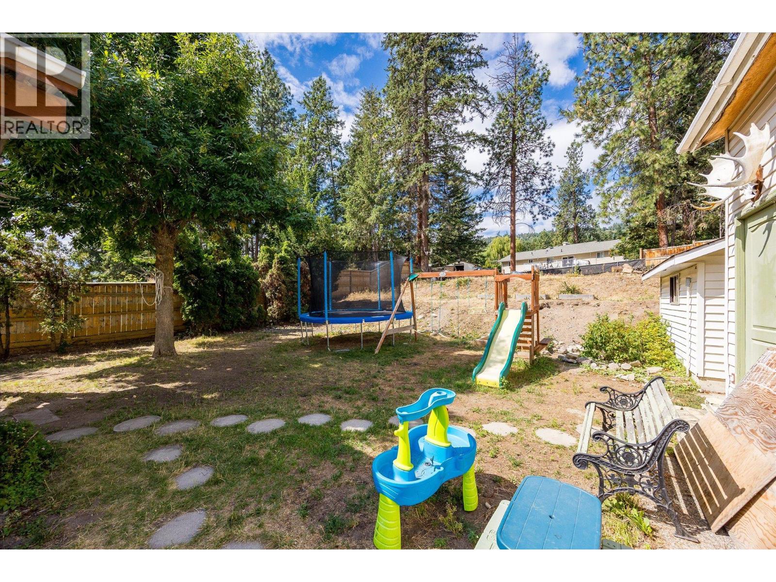 3530 Chives Place - 36