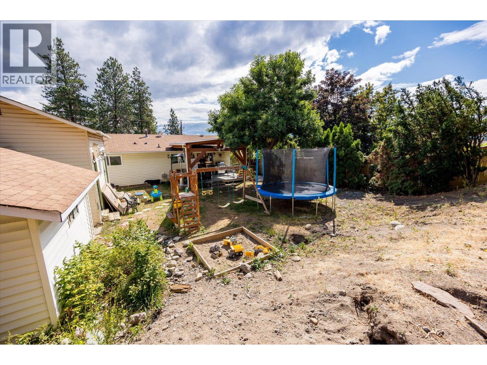 3530 Chives Place - 40