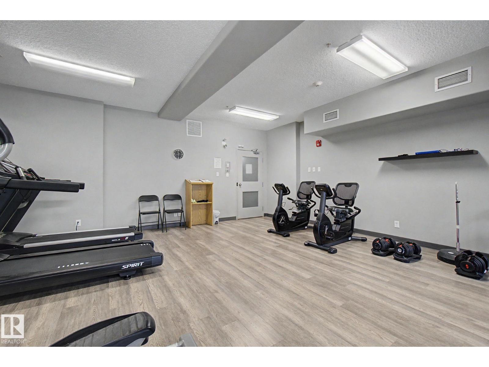 #129 503 ALBANY WY NW - 40