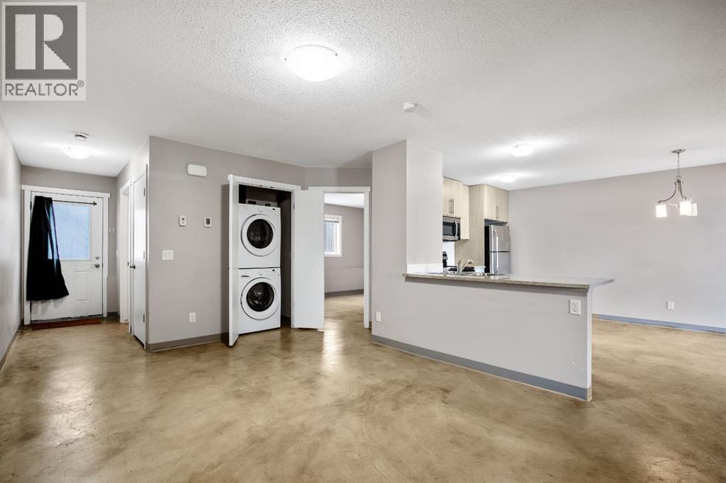 #D 204 6 Avenue - 10
