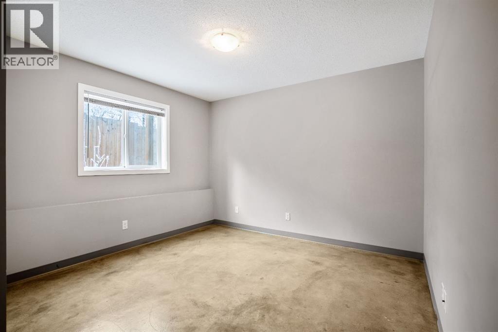 #D 204 6 Avenue - 20