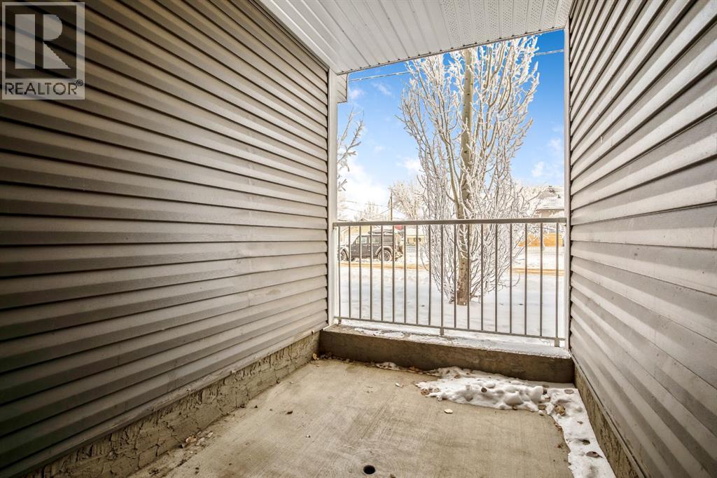 #D 204 6 Avenue - 24