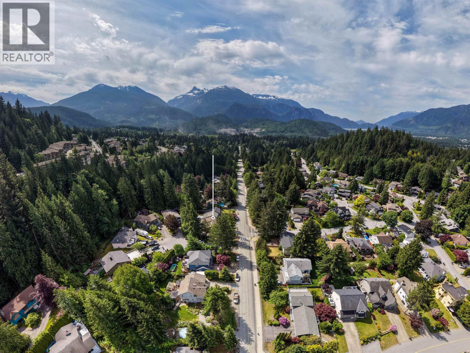 40736 PERTH DRIVE, Squamish