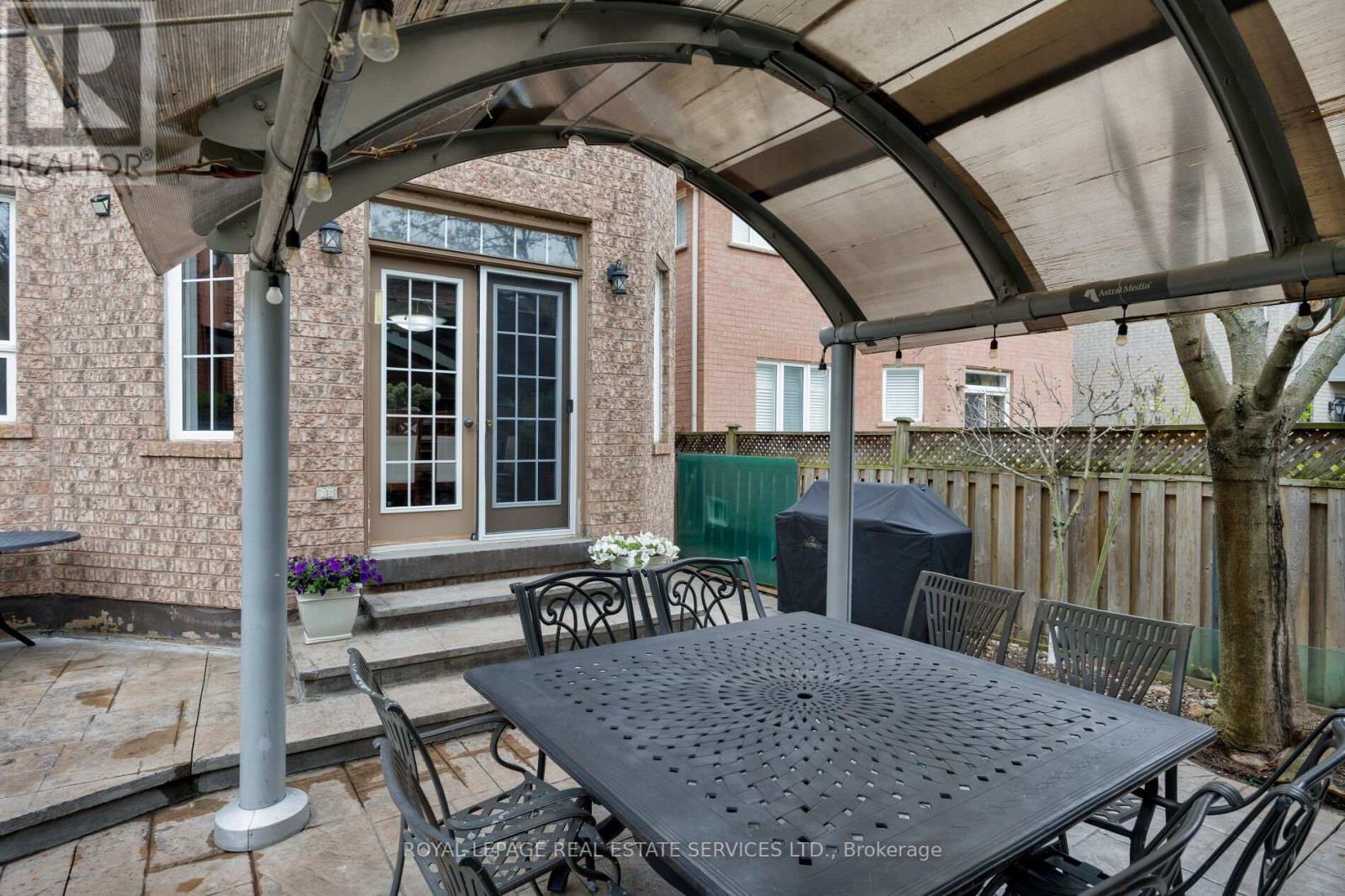 2252 FOXFIELD ROAD - 34