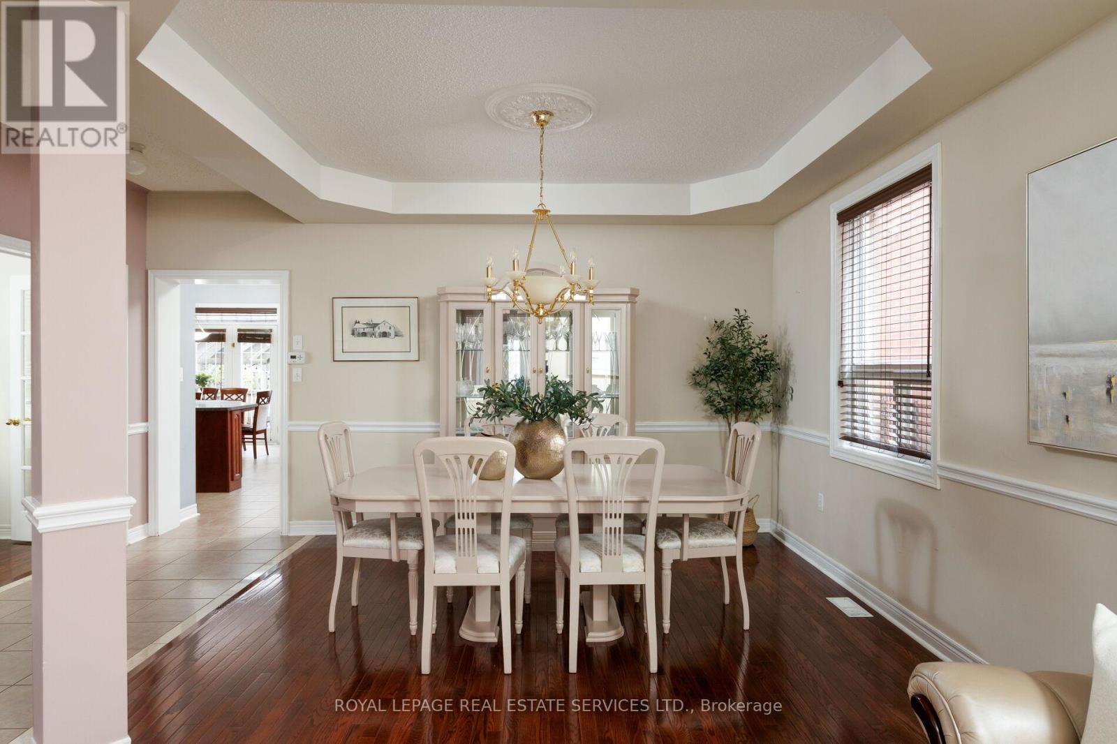 2252 FOXFIELD ROAD - 8