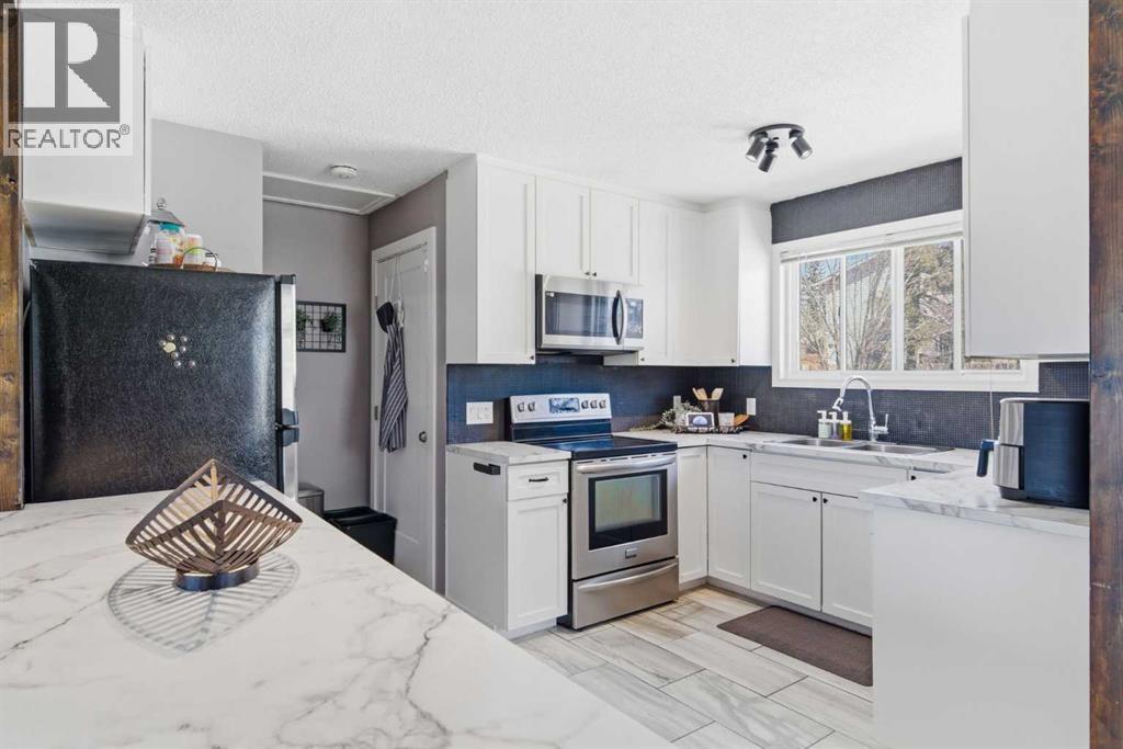 14767 Deer Ridge Drive SE - 11