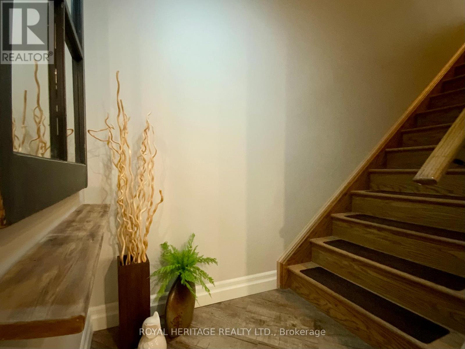126 MITCHELL CRESCENT - 25