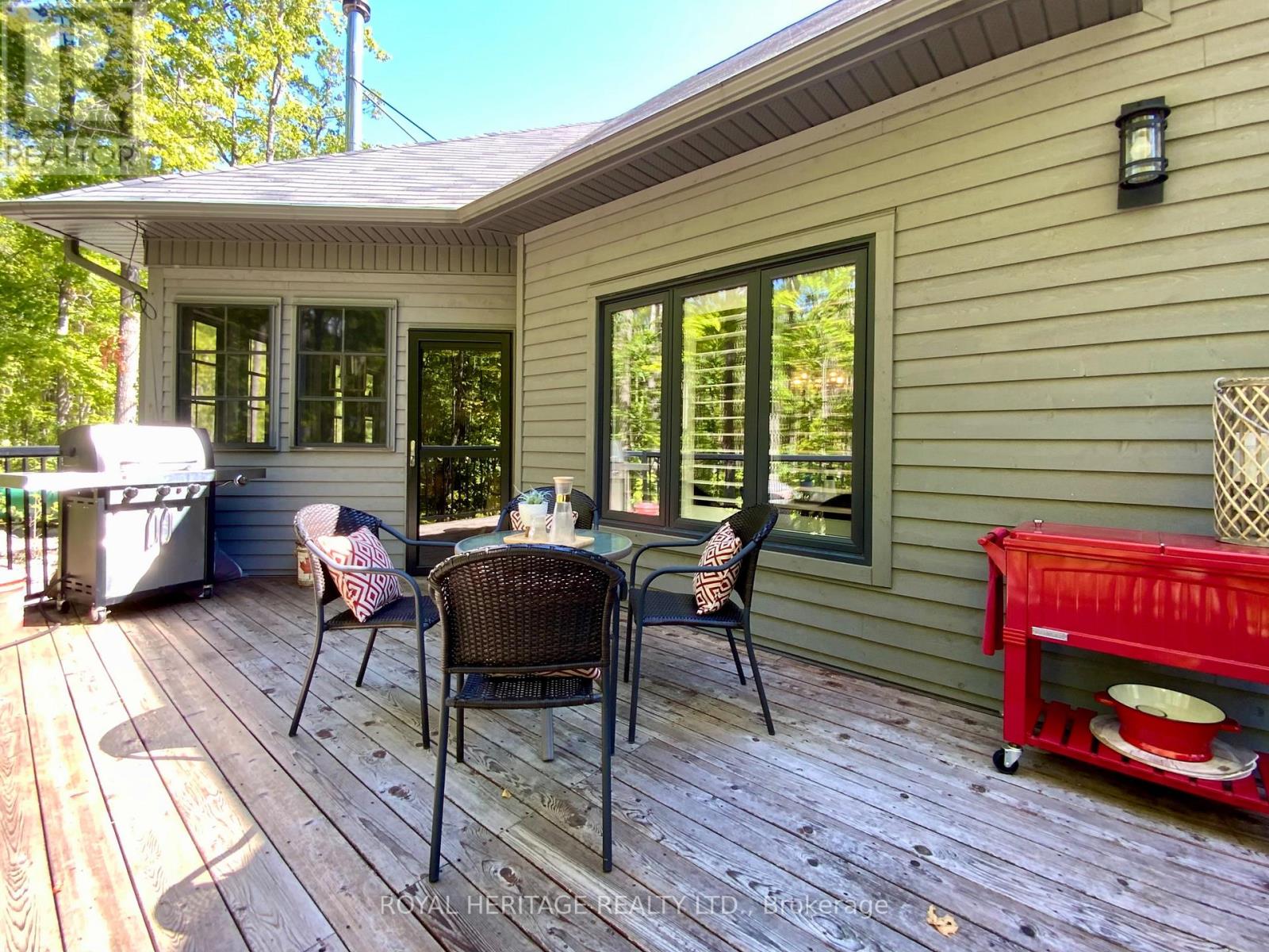 126 MITCHELL CRESCENT - 29