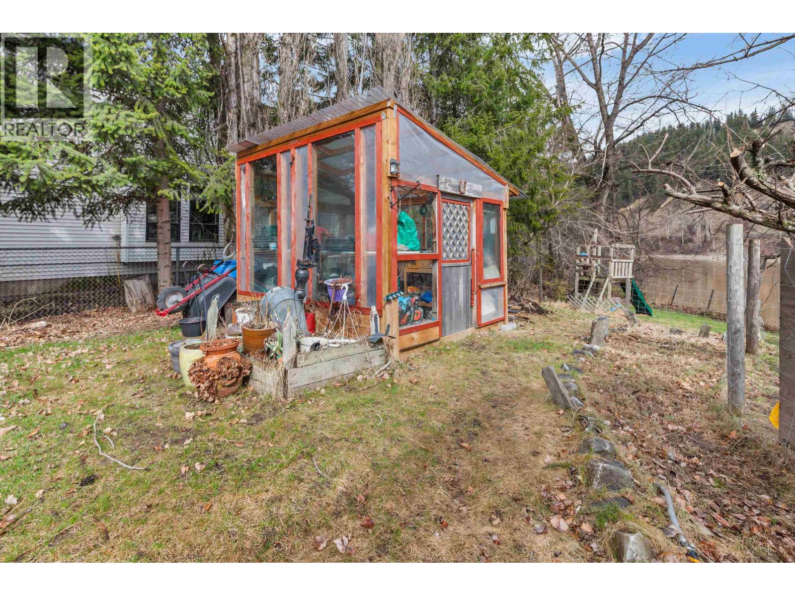 2688 INLANDER STREET - 35