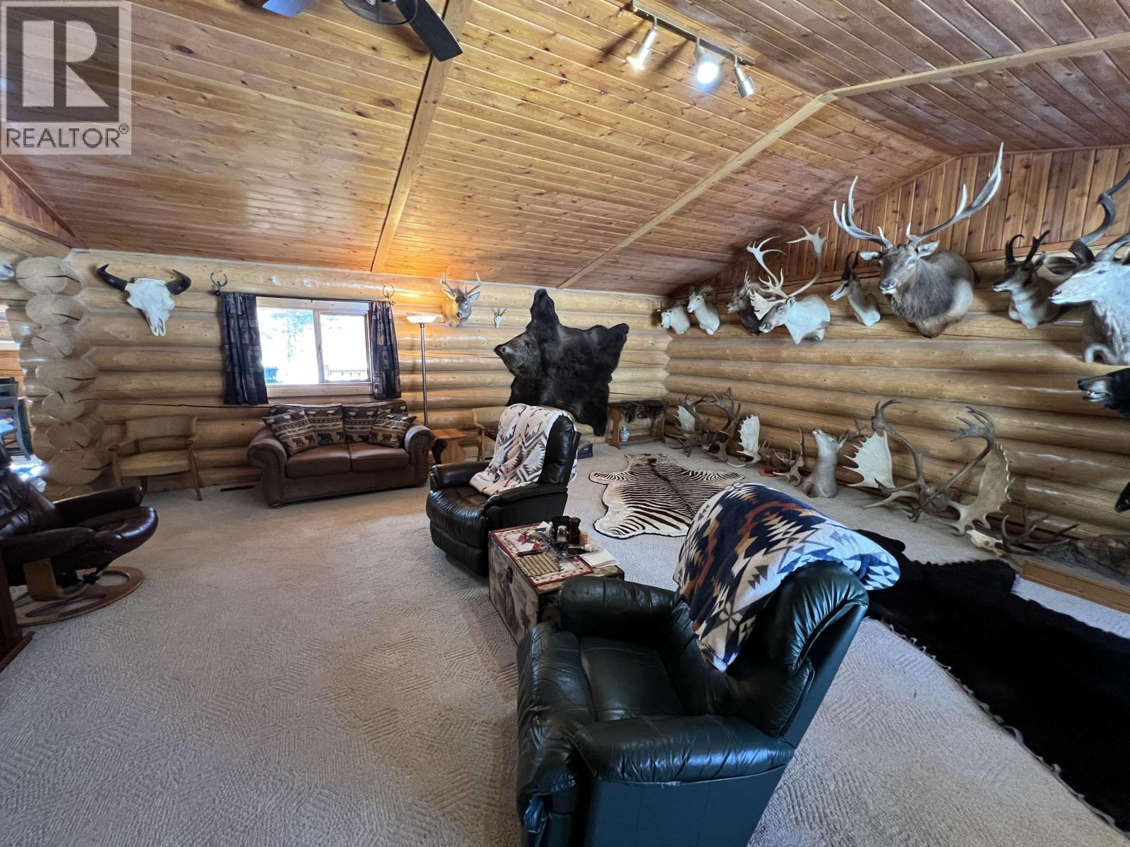 47 PIONEER WAY - 21