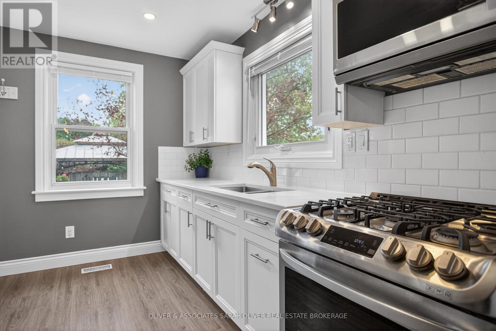 24 THIRD AVENUE - 12