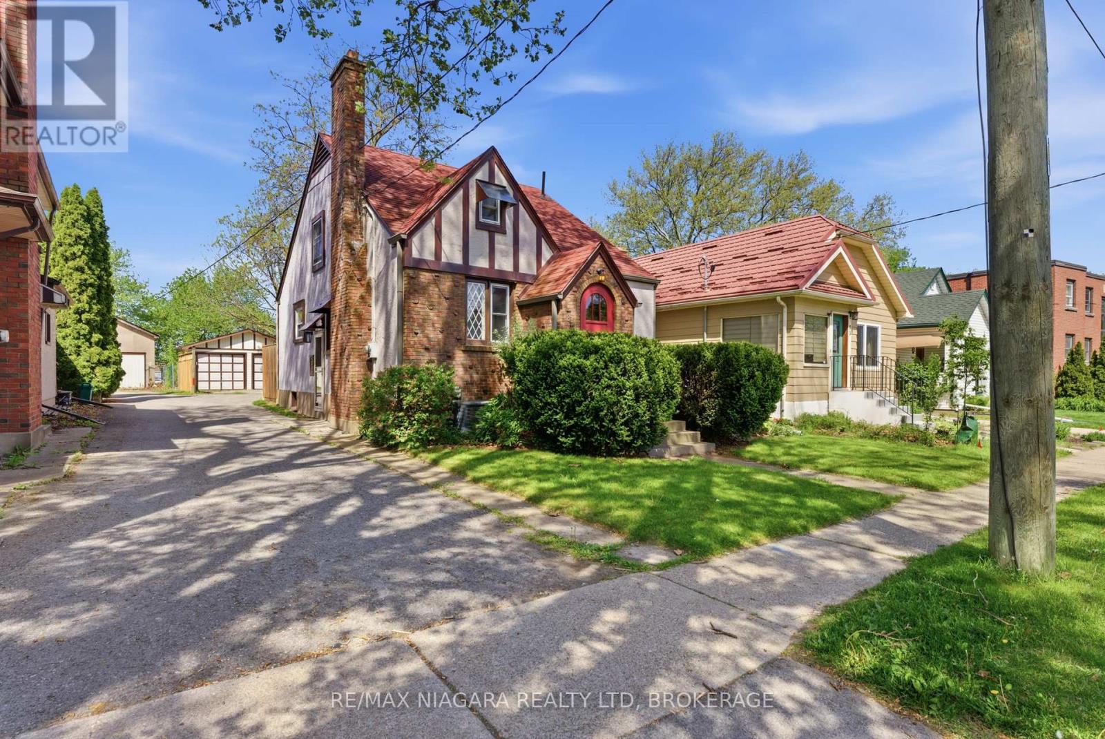 81 WOODLAND AVENUE - 3