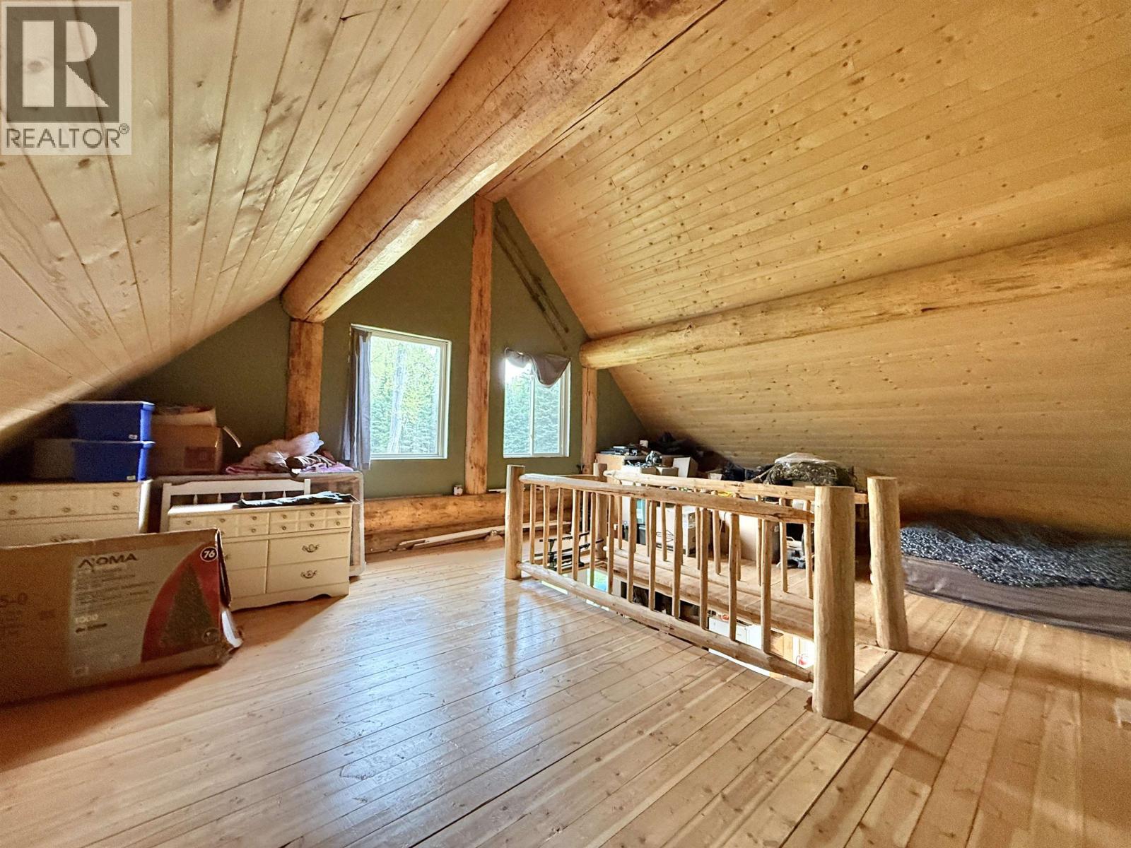DL12435 BOWRON LAKE ROAD - 23