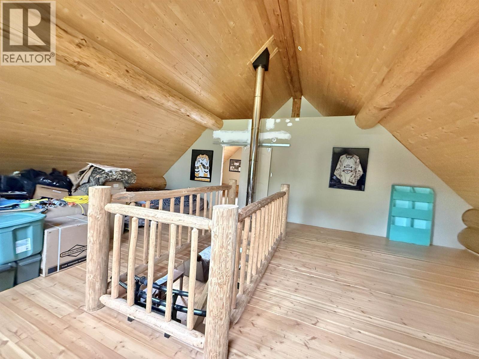 DL12435 BOWRON LAKE ROAD - 24