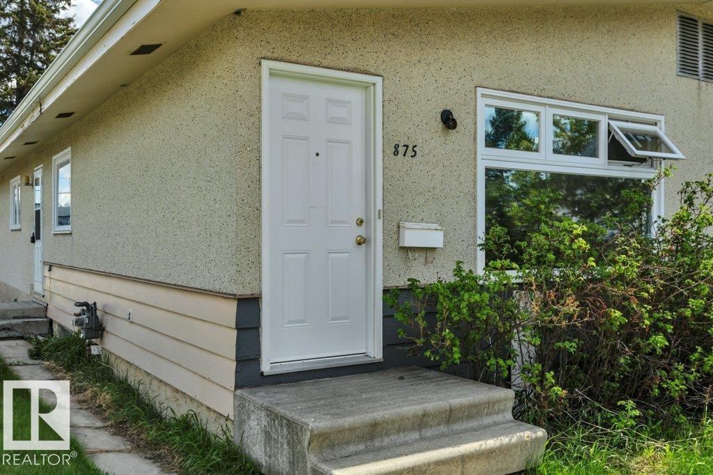 8753 152 ST NW - 5
