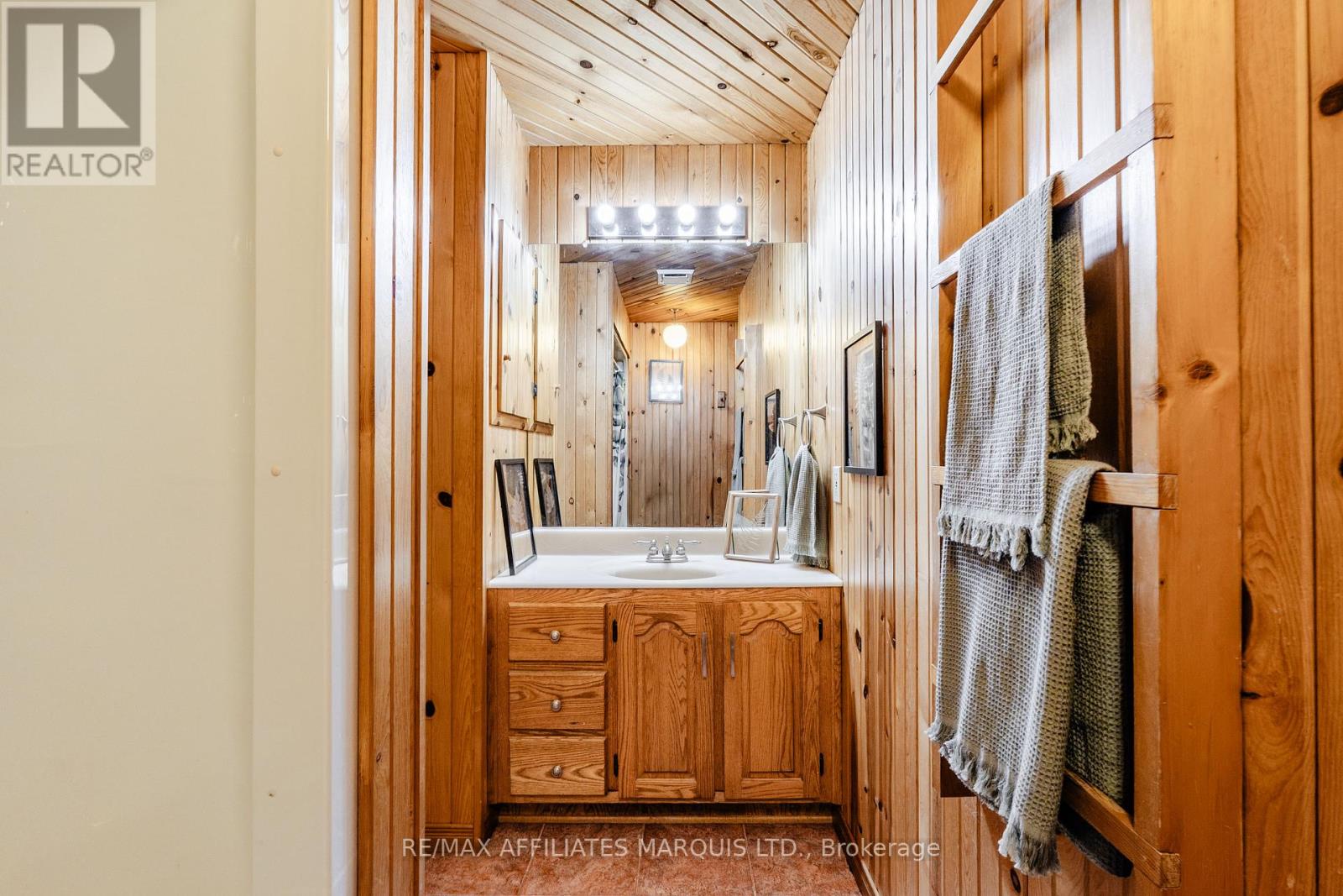 6571 TREE HAVEN ROAD - 23