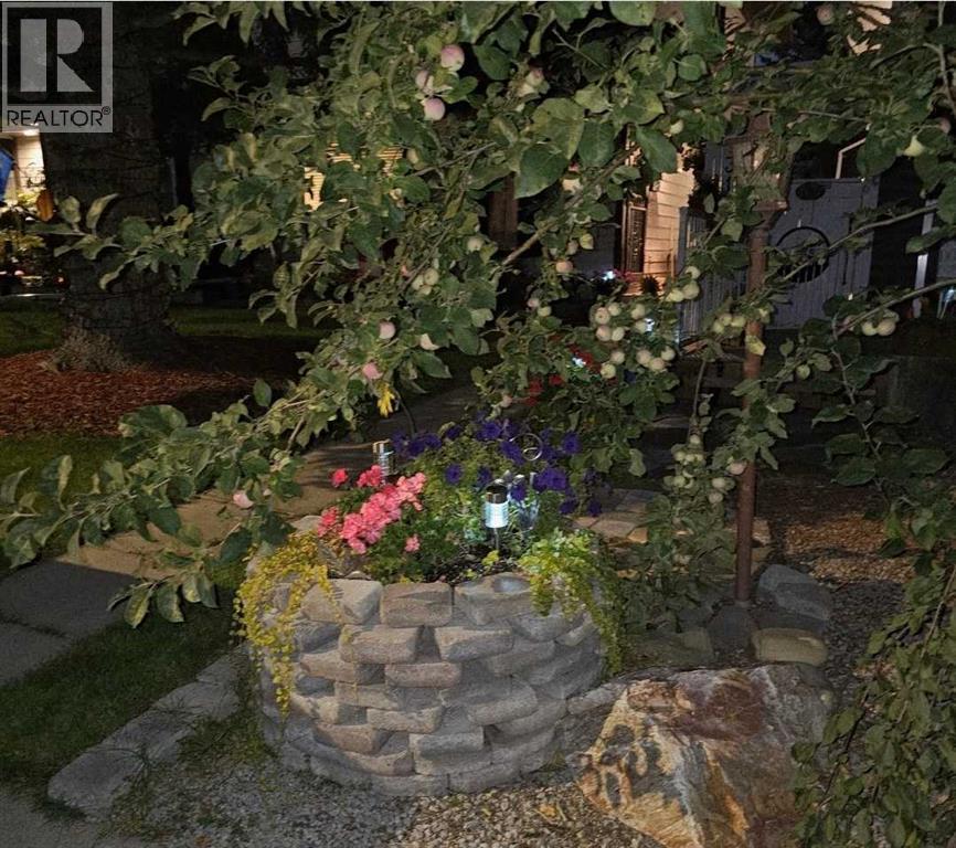 131 Woodglen Way SW - 31