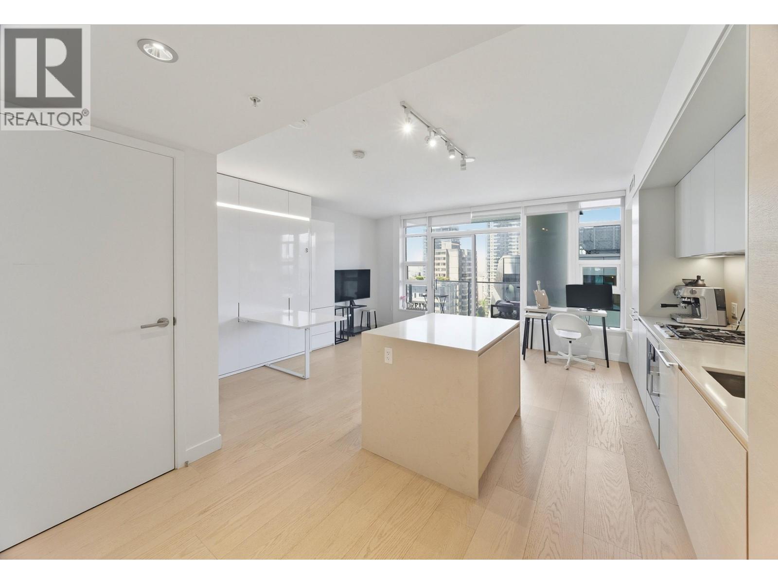 2103 1289 HORNBY Street - photo 2