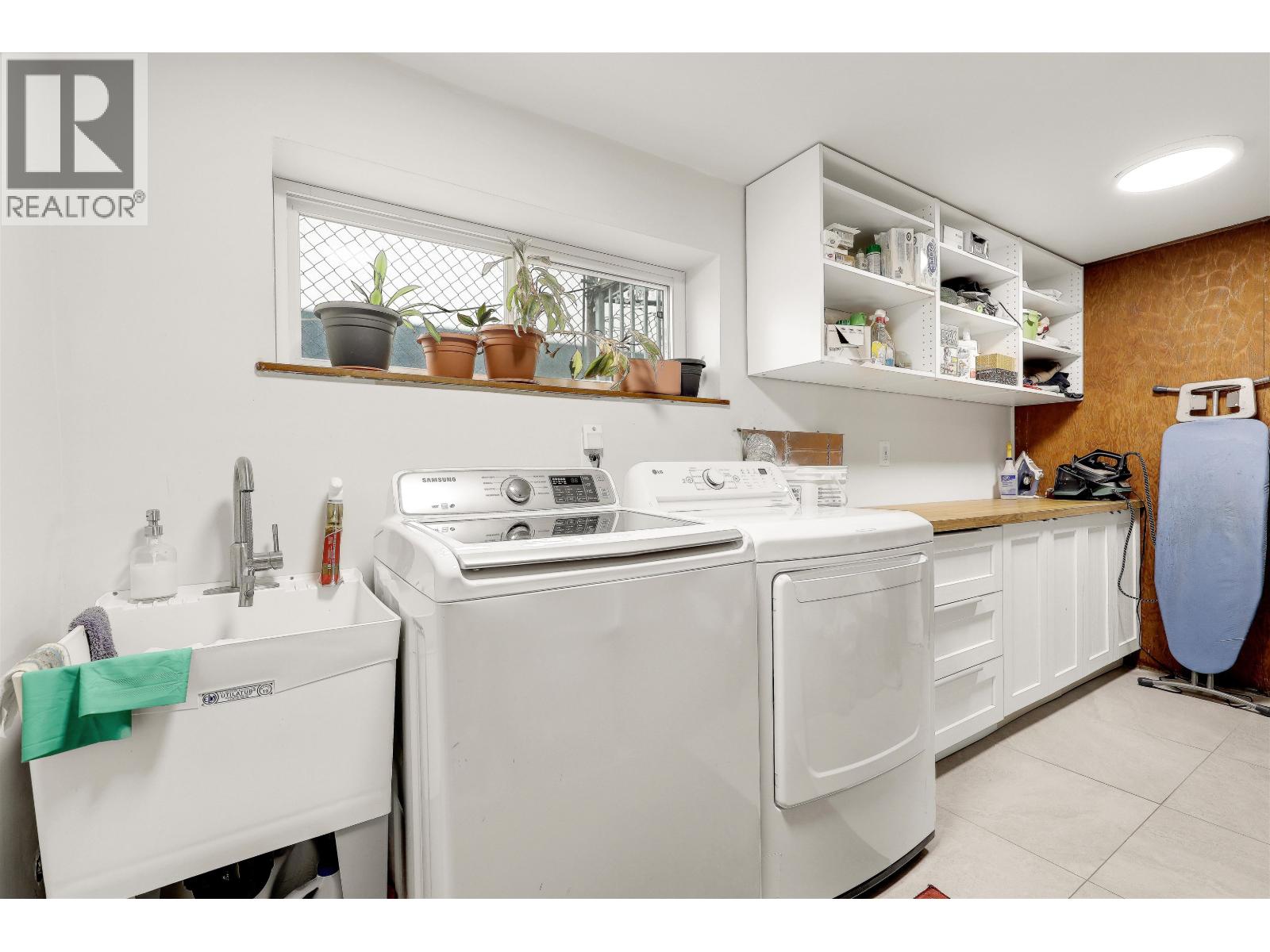 4139 PENDER STREET, Burnaby