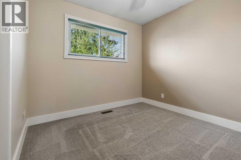 6751 34 Avenue NE - 15