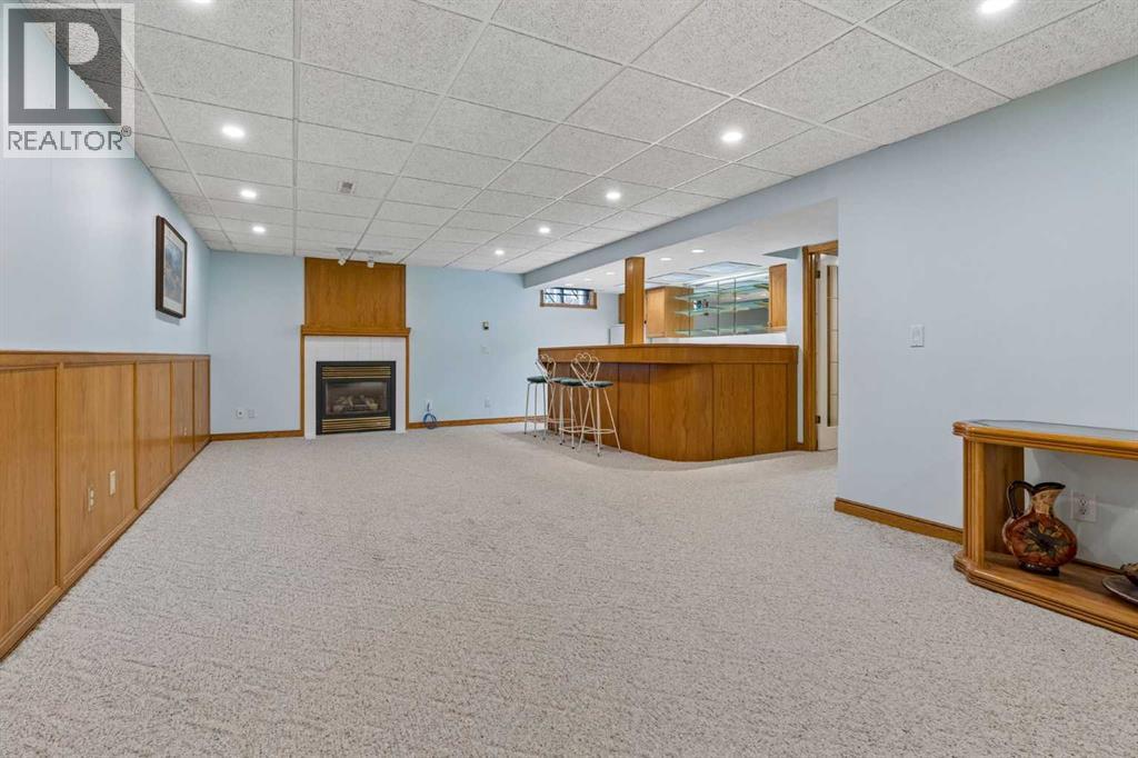 6751 34 Avenue NE - 21