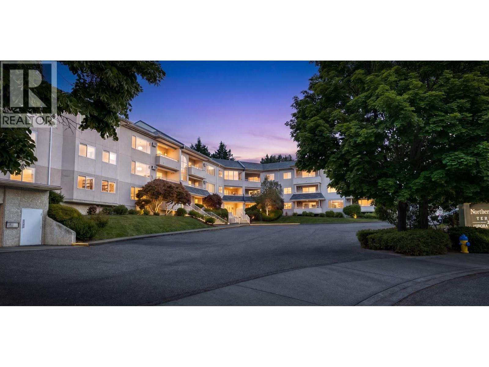 #315 255 Aurora Crescent - 28