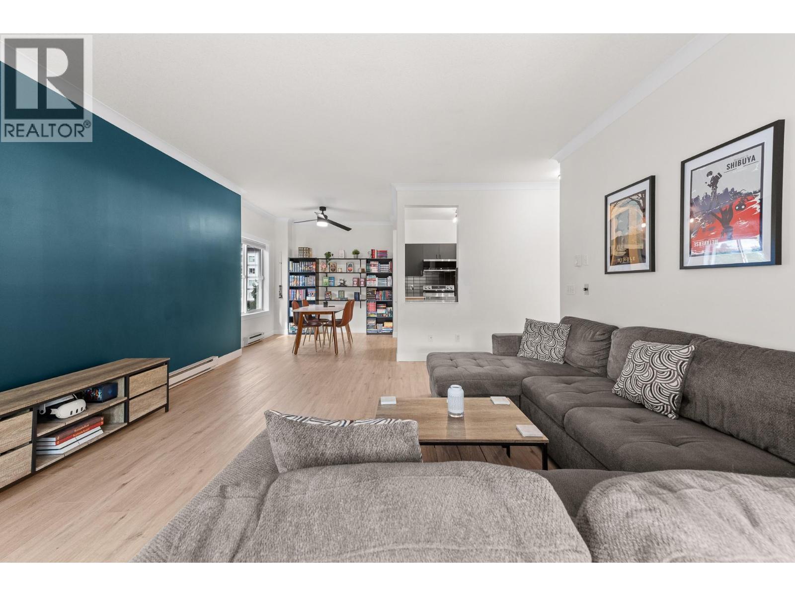 #315 255 Aurora Crescent - 13